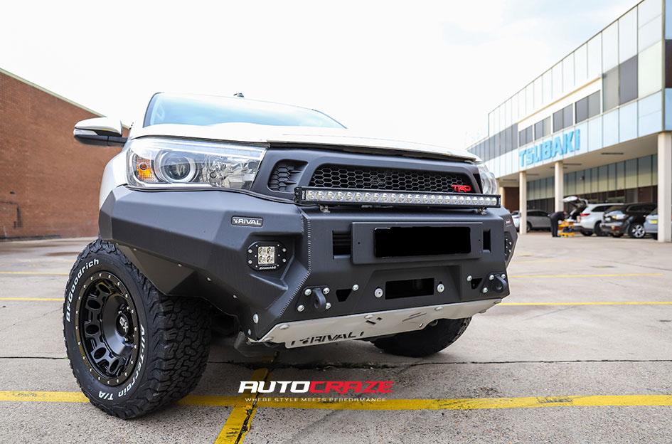 TOYOTA HILUX 4WD HOLESHOT XD SATIN BLACK